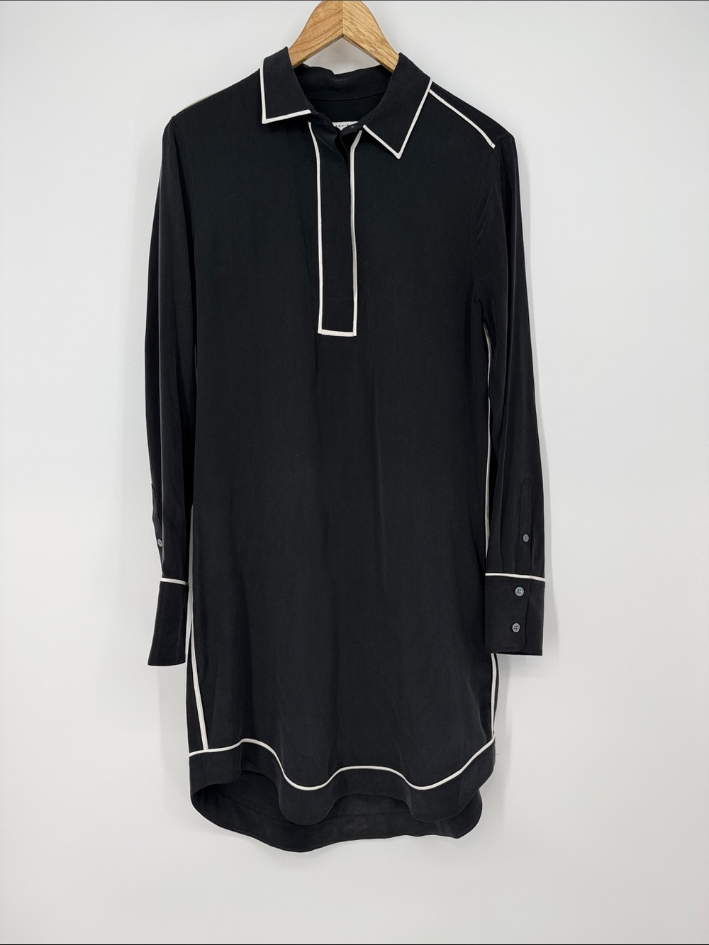 Equipment Black Silk dress size small